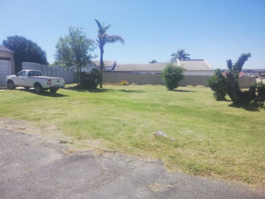 0 Bedroom Property for Sale in Oakglen Western Cape